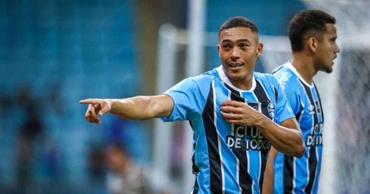 Carlos Vinícius rejeita proposta do América-MEX e provoca agitação no mercado de transferências