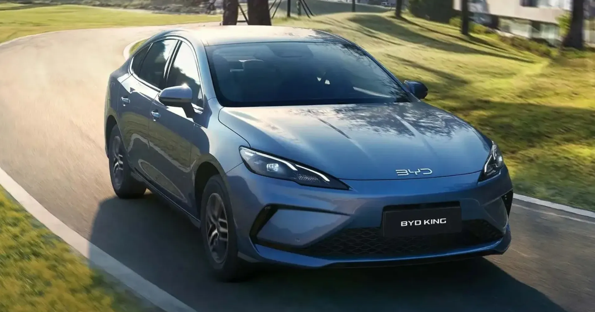 Novo BYD King pode estrear em breve com motor híbrido flex