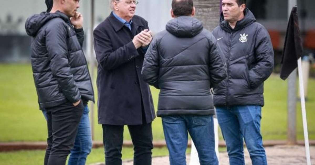 Corinthians Planeja Antecipação de Receitas de 2027 para Mitigar Crise Financeira
