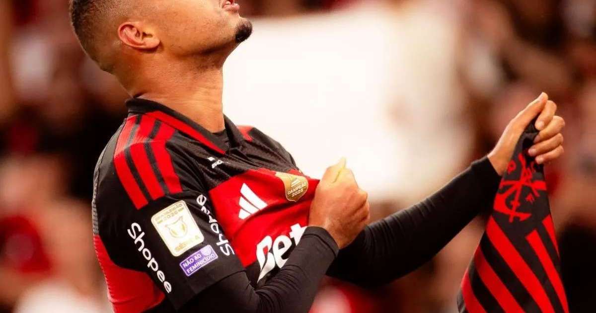 Samuel Lino brilha e garante classificação do Flamengo ao superar o Cruzeiro