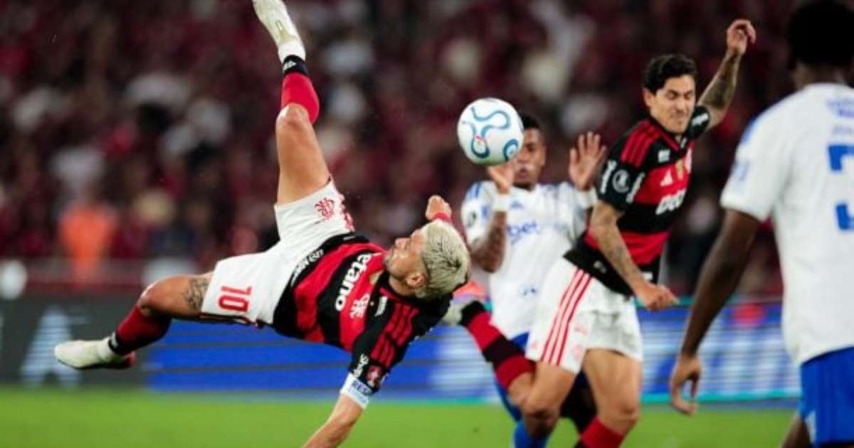 Flamengo avança na Libertadores após batalha intensa em campo