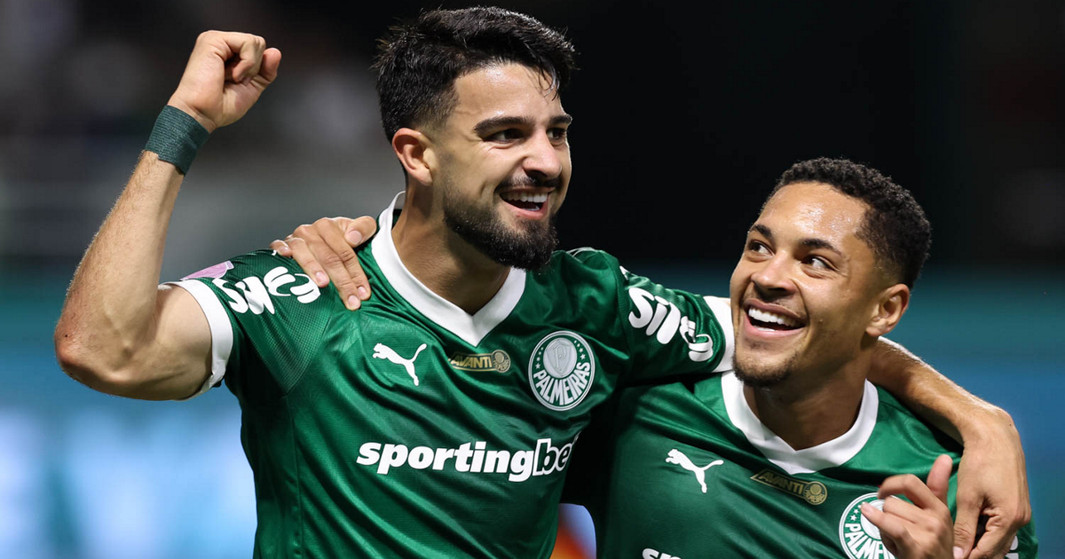 Abel Ferreira Enfatiza a Potencialidade de Flaco López e Vítor Roque em Discurso Motivacional