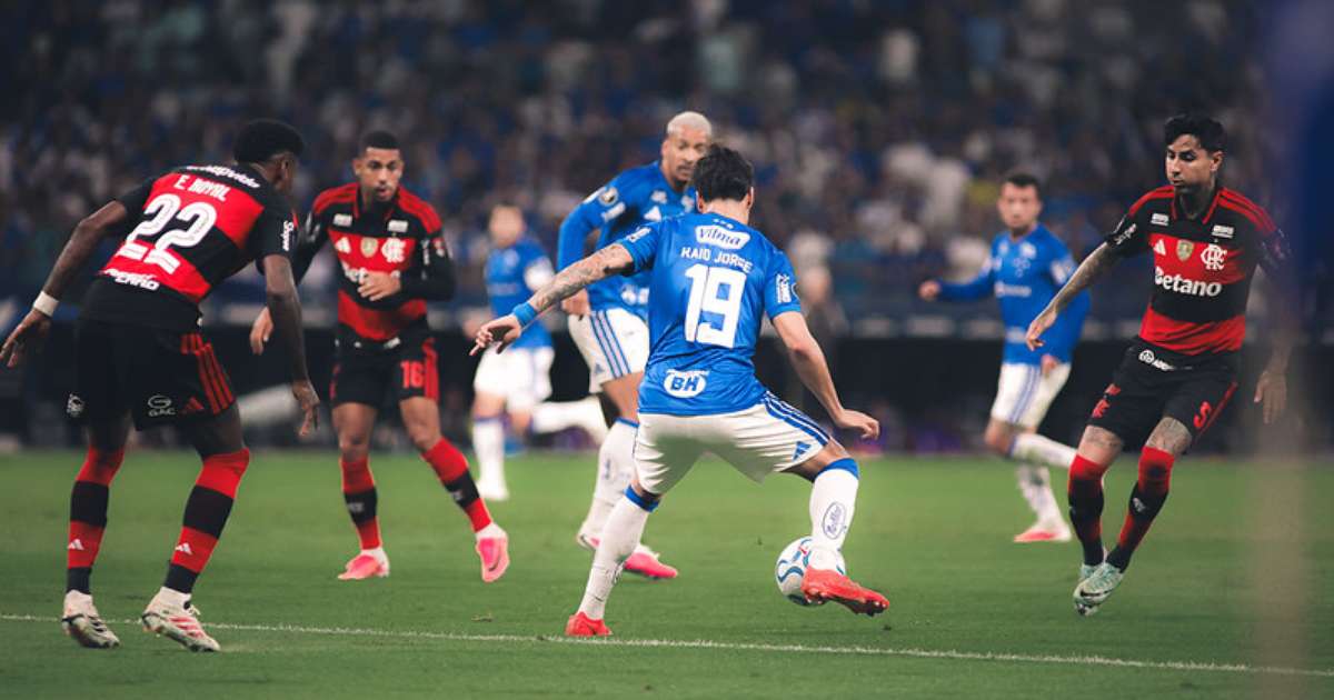 Controvérsia no Maracanã: gol não validado abala os cruzeirenses após eliminação da Libertadores