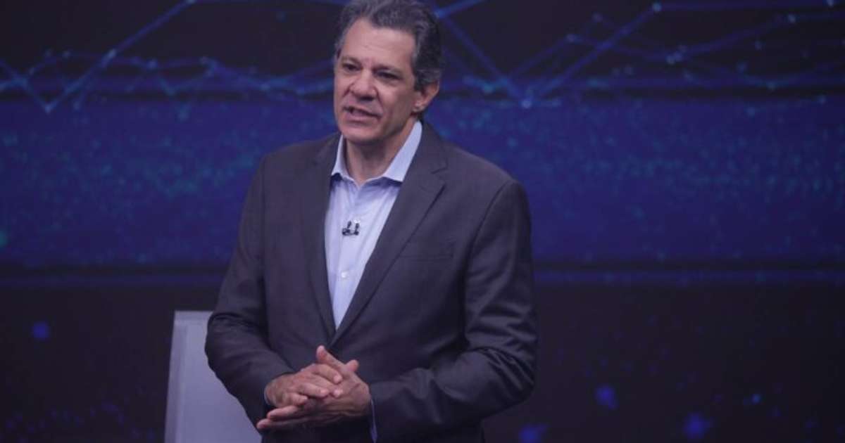 Haddad: 'Tarcísio presta um desserviço a São Paulo ao apoiar Flávio Bolsonaro'