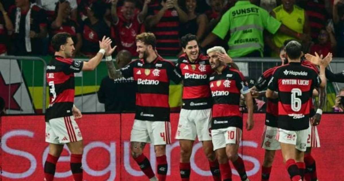 Arrascaeta celebra entrosamento com Pedro e destaca liberdade em campo no Flamengo