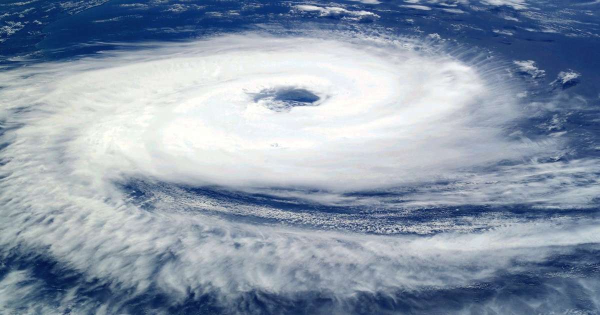 Photo: terra.com.br Extratropical Cyclone Triggers Orange Alert and Severe Storms in Southern Brazil