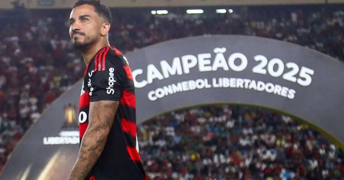 Danilo Avalia Proposta do Flamengo e Futuro na Zaga em Pauta