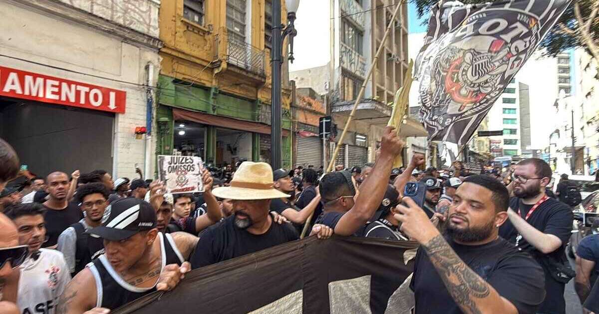 Gaviões da Fiel convoca protesto no Parque São Jorge para este sábado