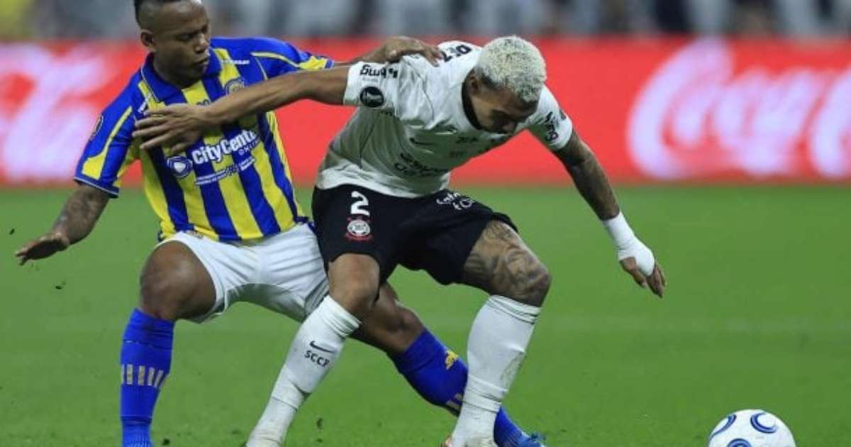 Corinthians supera Rosario com um a menos e avança às quartas de final da Libertadores