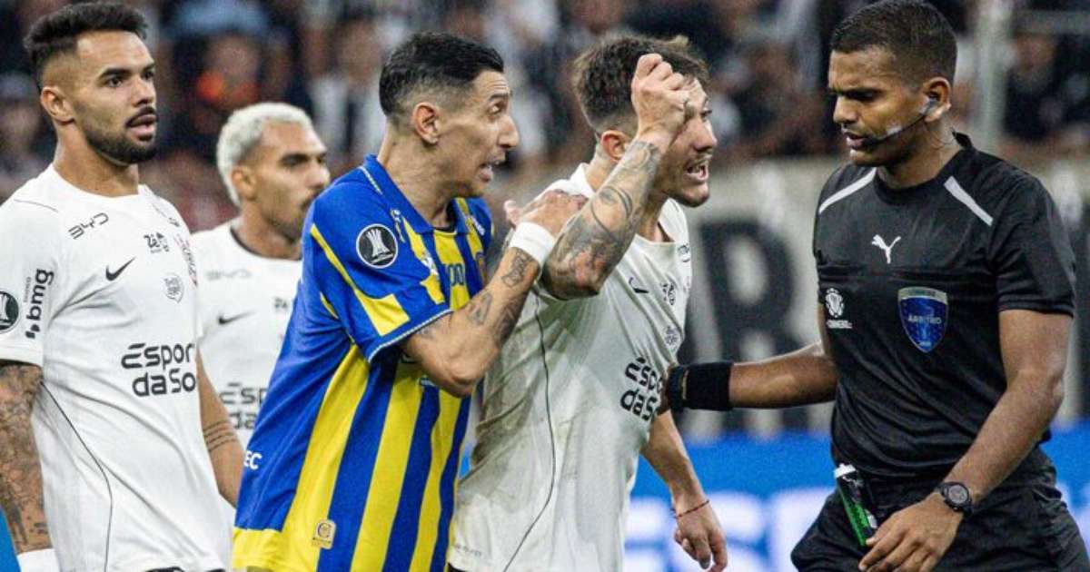 Memphis brilha e garante a classificação do Corinthians às quartas de final da Libertadores