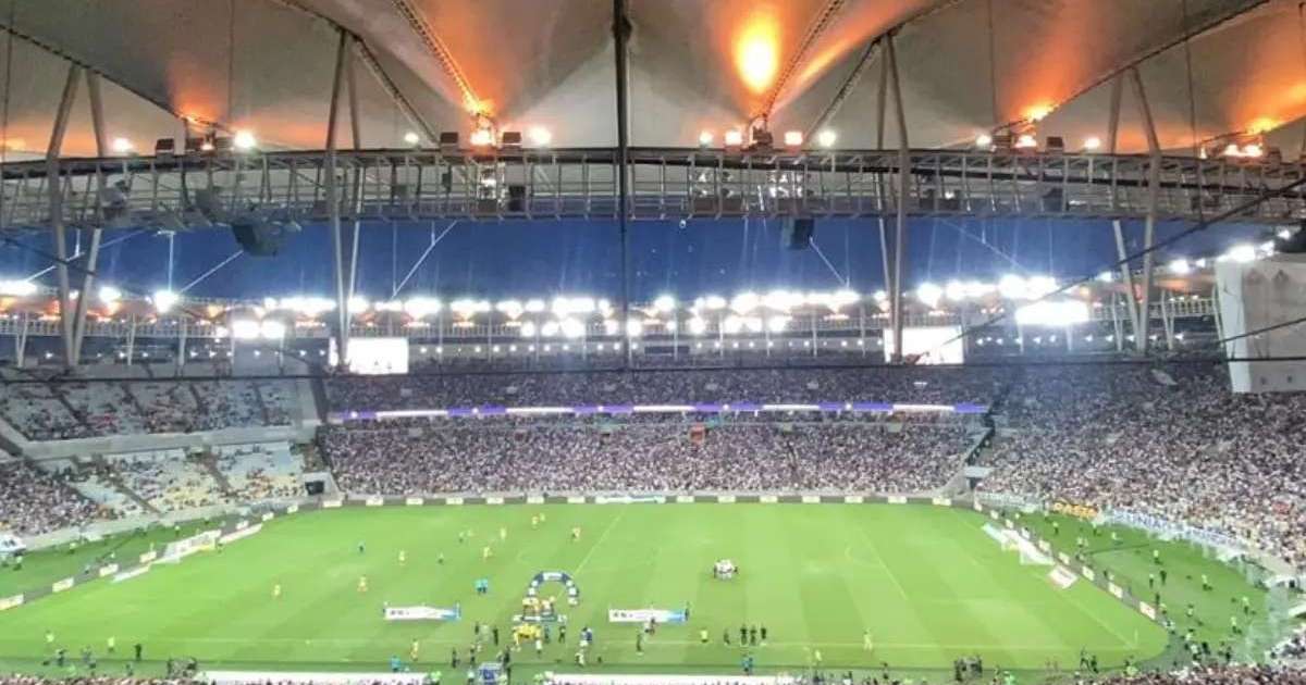 Vasco entra na Justiça para mandar jogo contra o Vitória no Maracanã