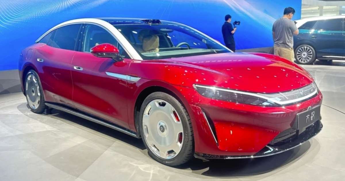 Novo BYD promete rodar mais de 1.000 km com uma carga