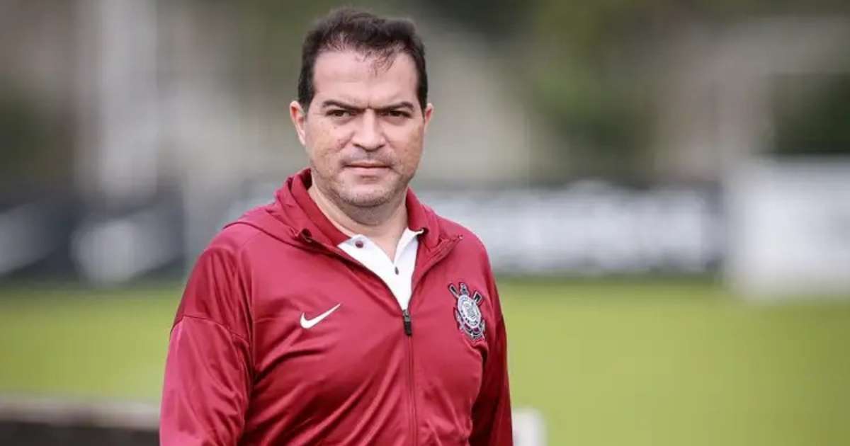 Marcelo Paz Revela Detalhes dos Bastidores na Negociação por Depay no Corinthians