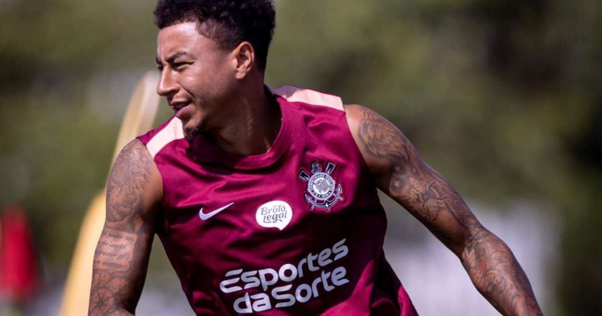Diniz comenta situação de Lingard e revela drama pessoal de atacante do Corinthians