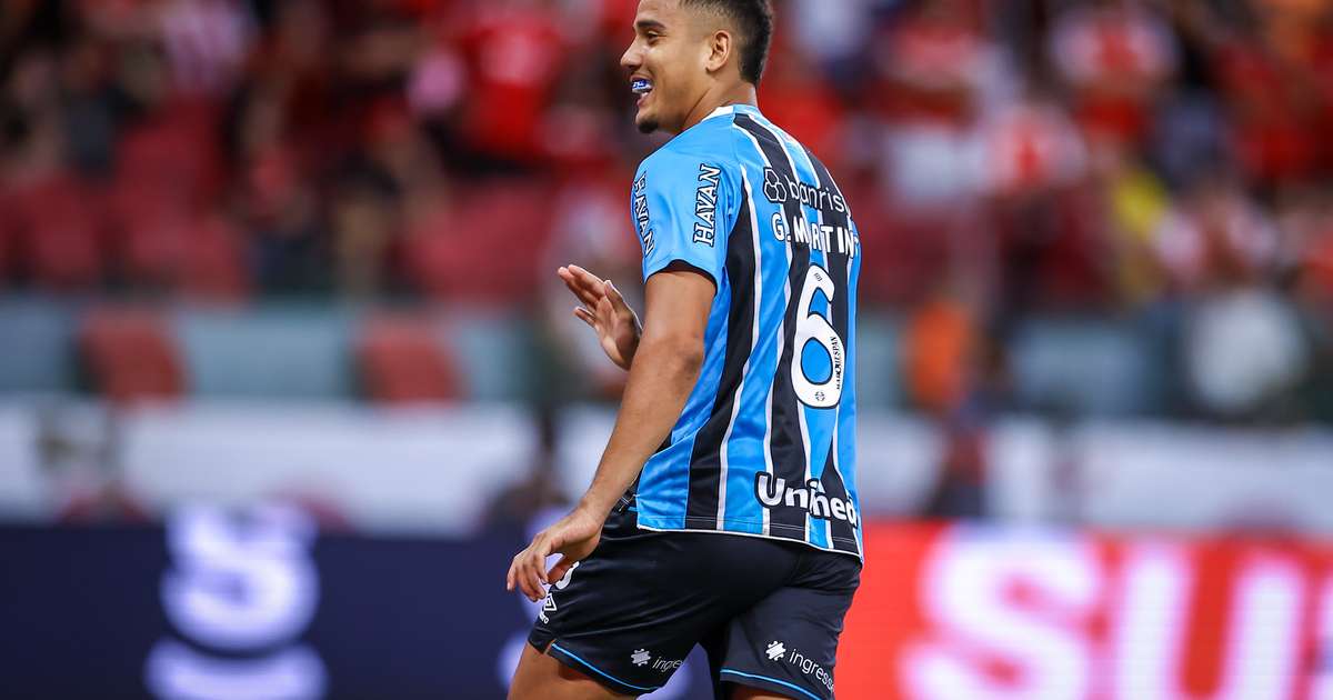 Carlos Vinícius lidera a lista de cartões e preocupa Grêmio na luta por regularidade em 2026