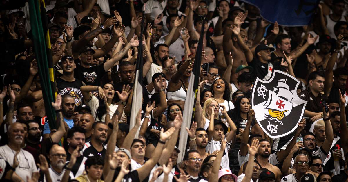 Torcida do Vasco cobra saída de Tchê Tchê do time titular