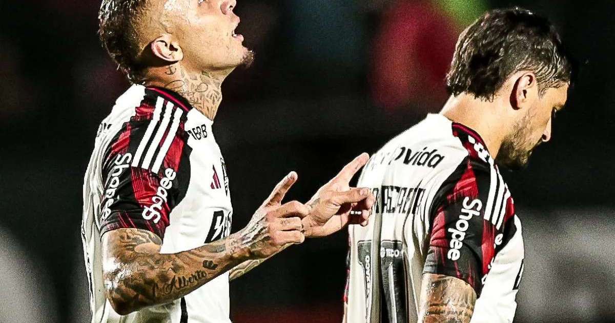 Cebolinha à espera de definição: alto salário e propostas internacionais dificultam retorno ao Grêmio