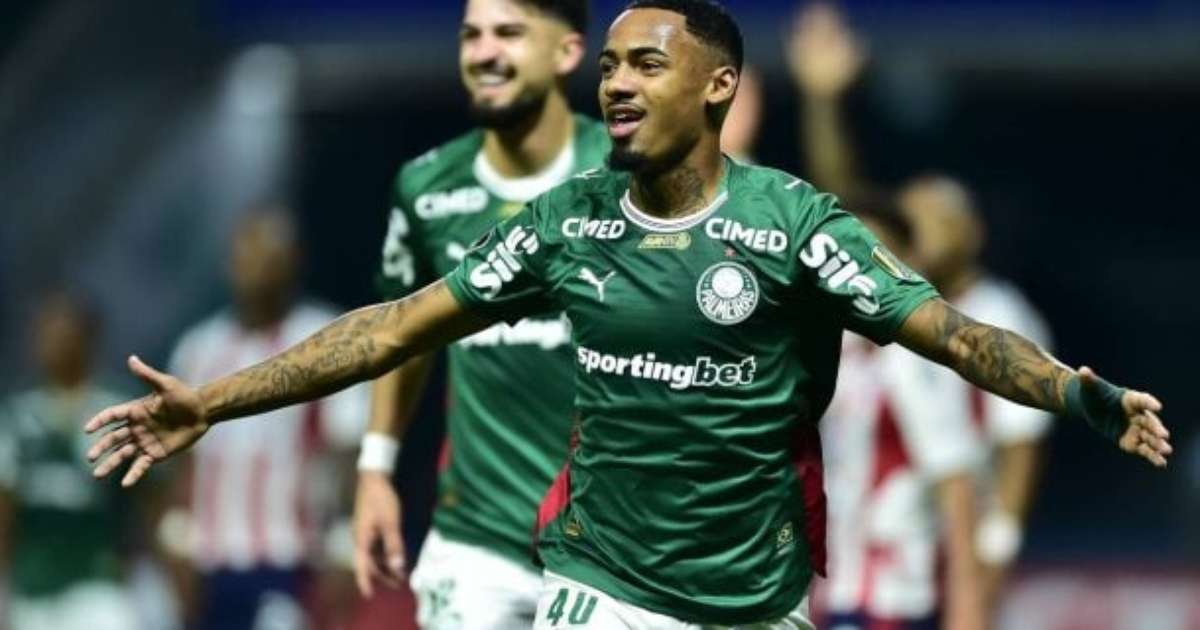 Cerimônia de despedida marca a saída de Allan do Palmeiras antes do clássico contra o Santos