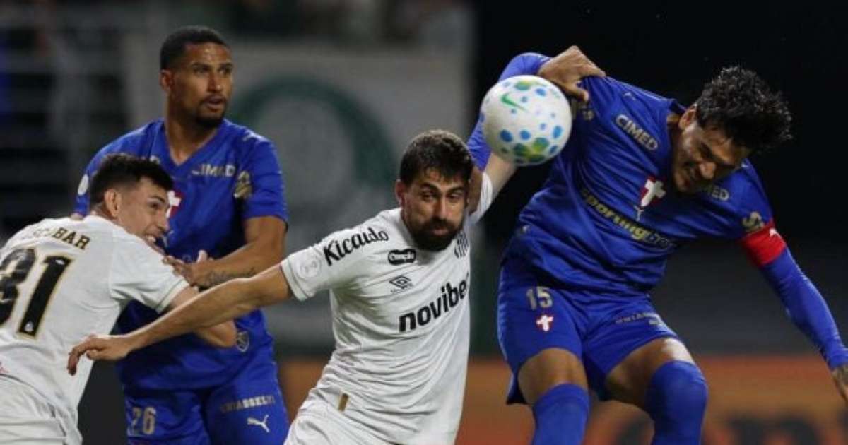 Incertezas no Palmeiras: Gustavo Gómez e Jhon Arias sob avaliação antes de duelo decisivo contra Mirassol