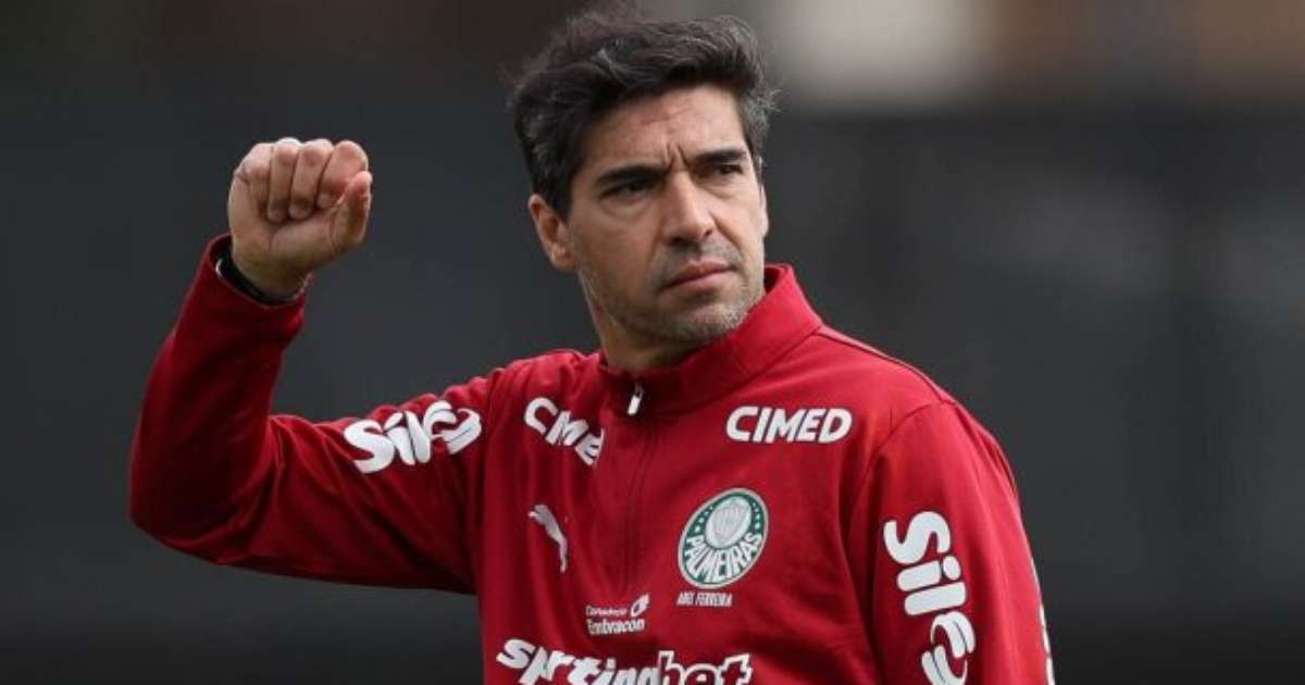 Abel Ferreira cobra resposta imediata após venda de Allan e Palmeiras busca substituto à altura