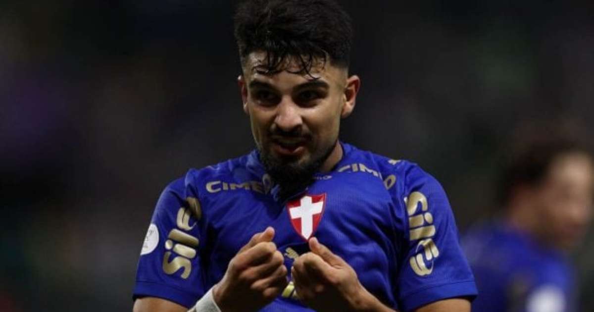 Flaco López deve renovar até 2030 e se torna lenda ao superar ícones em jogos pelo Palmeiras