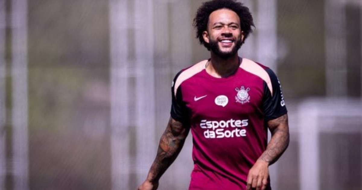 Memphis Depay busca consolidar legado em clássico contra o Santos após renovação até 2028