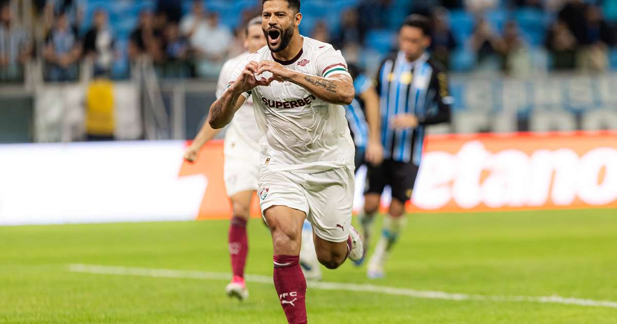 Athletico e Fluminense fazem duelo direto pelo topo do Brasileirão em Curitiba