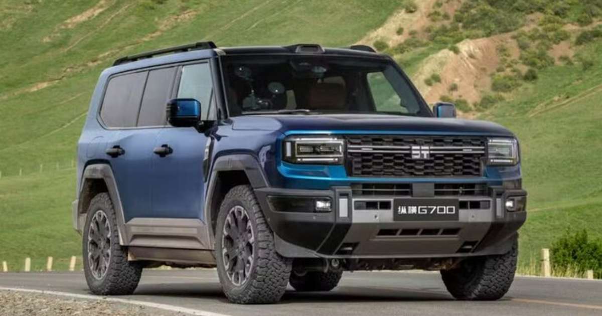 Dirigimos o Jetour G700, o SUV que promete permanecer submerso por 40 minutos e enfrenta correnteza