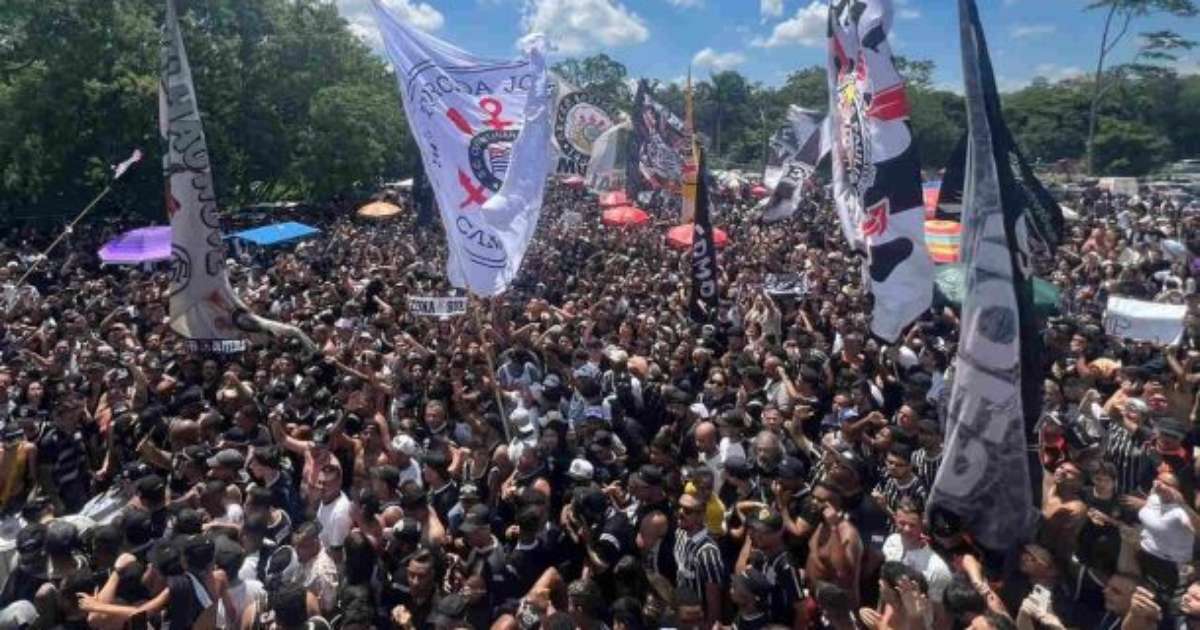 Pesquisa aponta a torcida do Corinthians como a mais paranóica do país