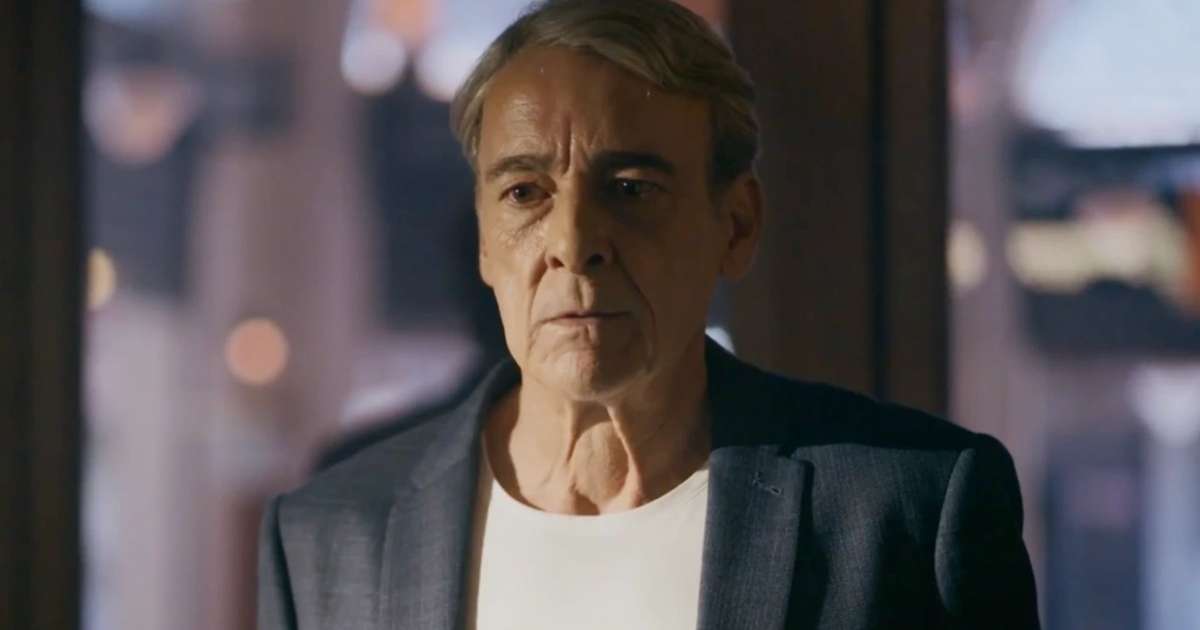 Quem Ama Cuida: Na sarjeta, Ulisses não é poupado por Pilar e acaba escorraçado após falência