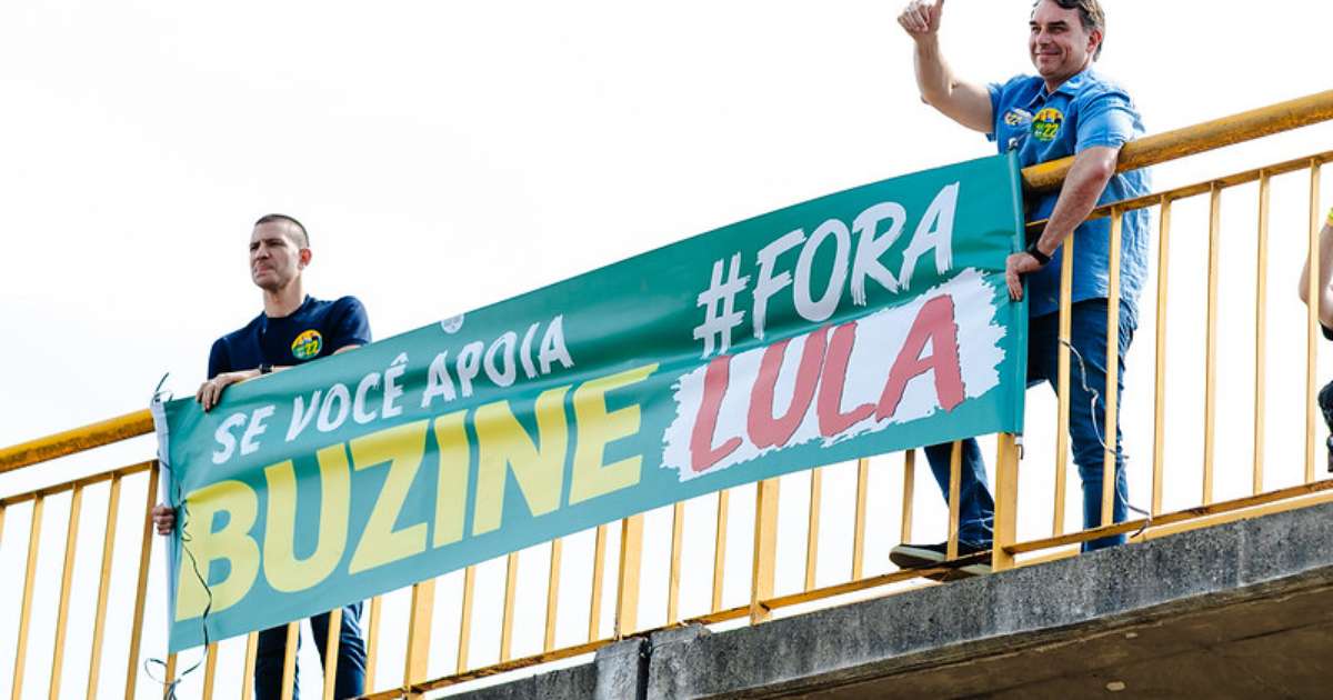 'Se você apoia, buzine!': Essas faixas são permitidas na propaganda eleitoral? O motorista que buzina pode ser multado? Entenda
