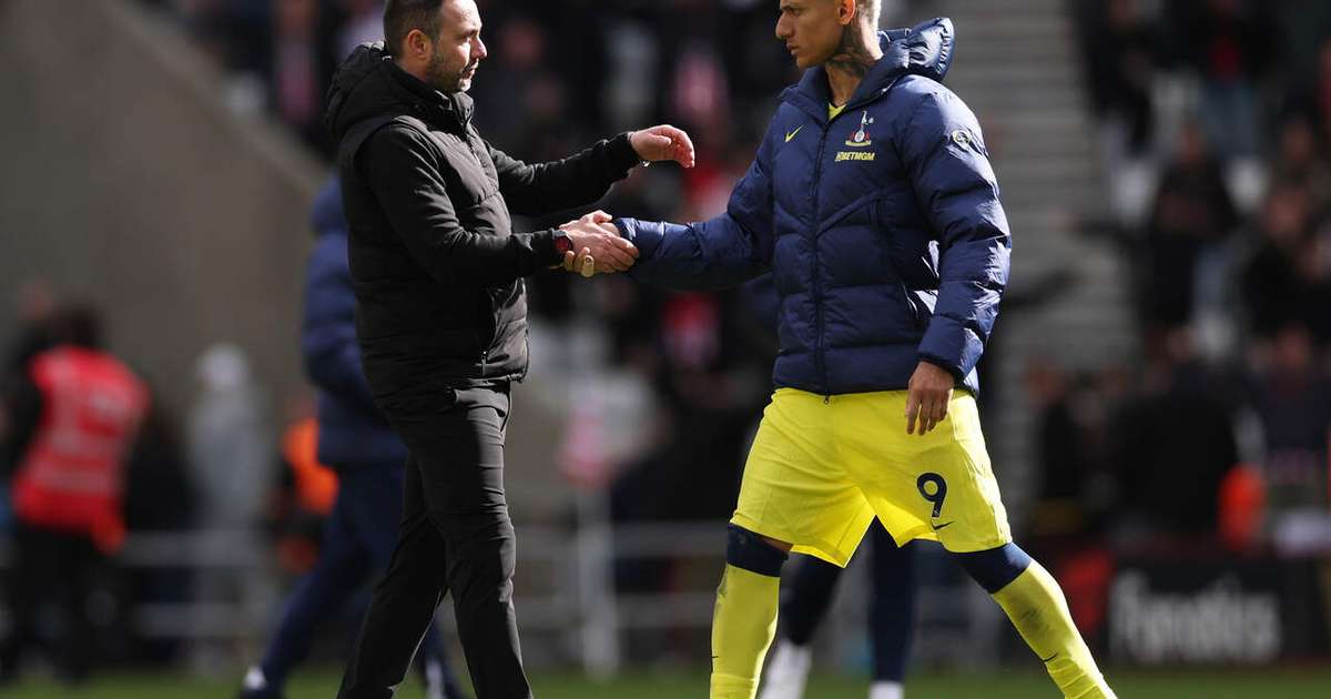 "Não é da minha conta": De Zerbi aborda saída de Richarlison