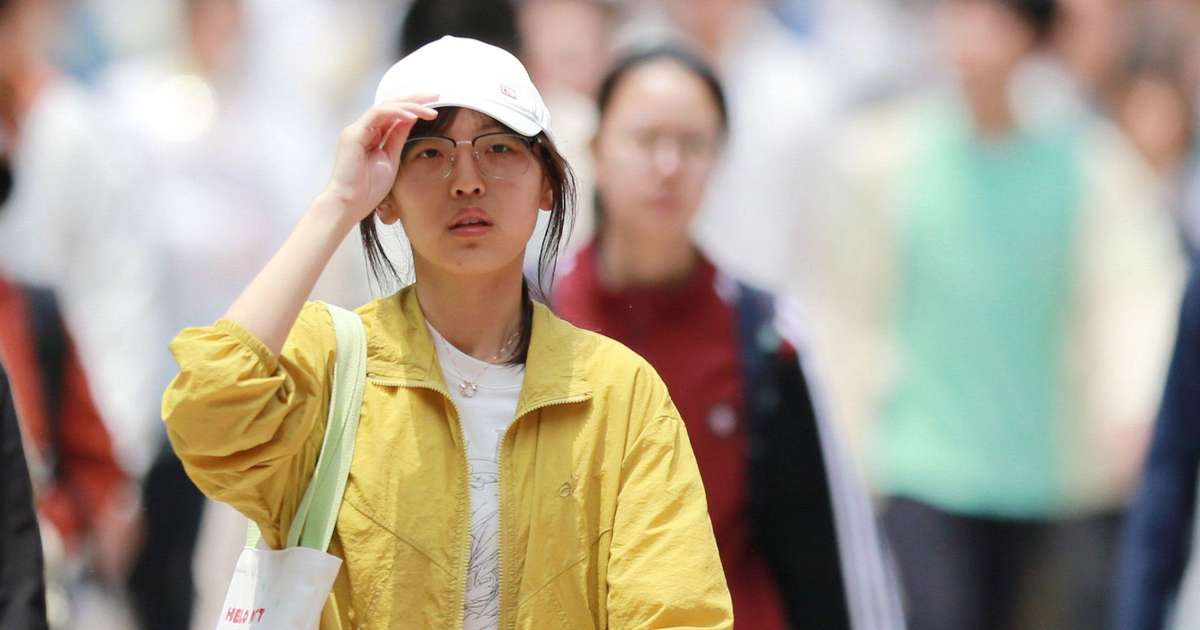 Os adolescentes chineses que consomem medicamentos para adormecer a mente e 'fugir da realidade'