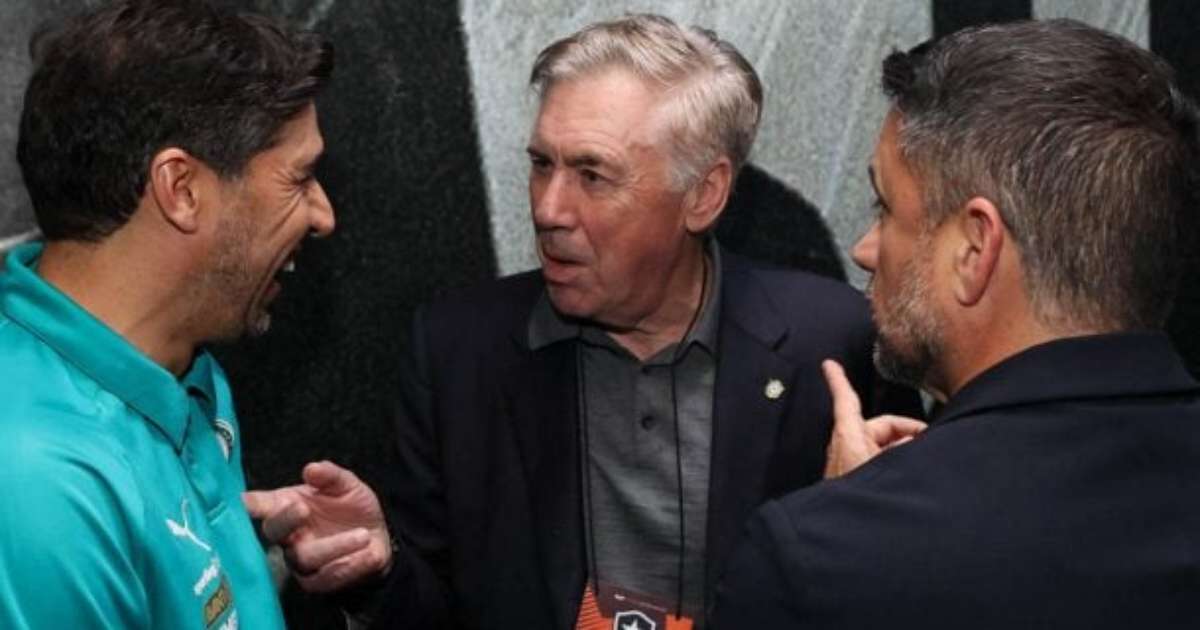 Ancelotti assiste Botafogo x Palmeiras antes de convocar a Seleção