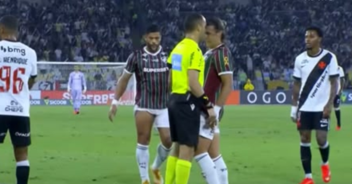 A declaração de Hulk sobre peitada de árbitro em Canobbio: "Nunca vi isso no mundo"