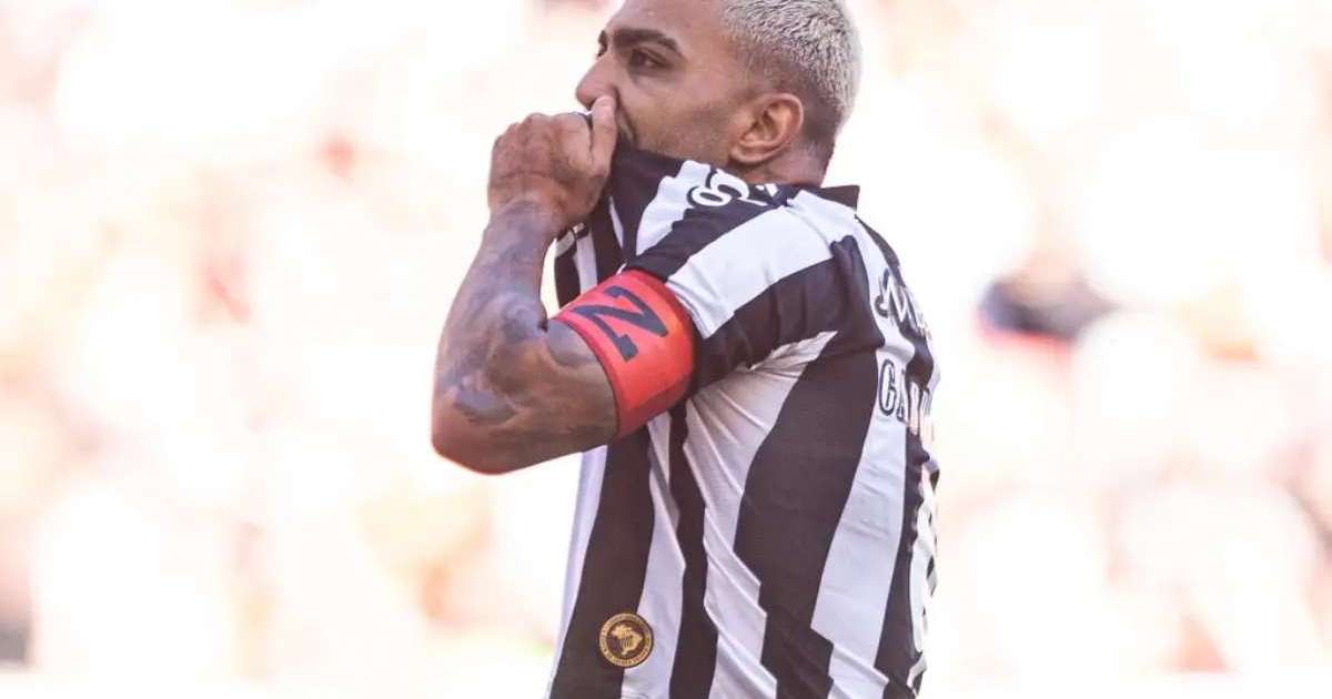 Santos vence o Internacional e complica time gaúcho no Z4 do Brasileirão