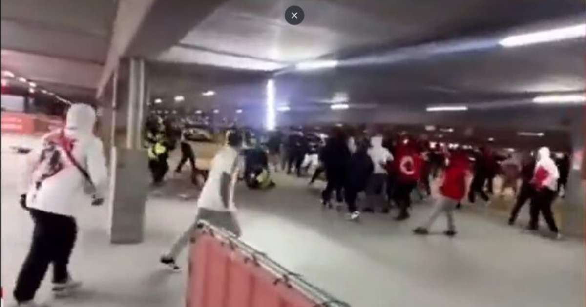 Torcedores do Internacional brigam com seguranças e tentam invadir zona mista no Beira-Rio