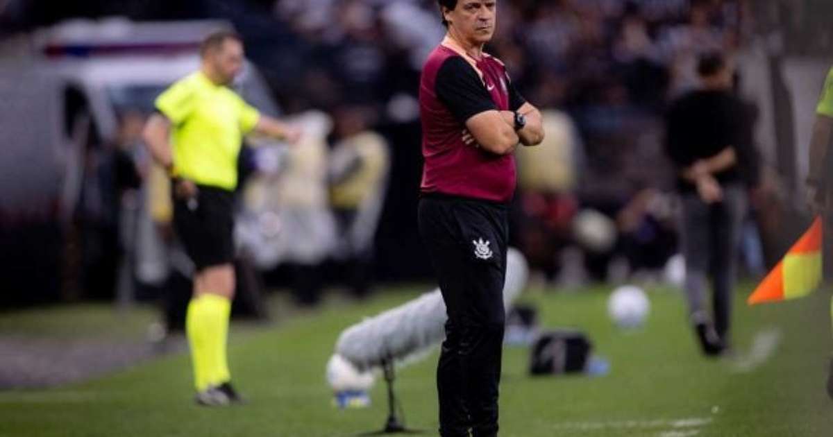 Diniz pede desculpas após nova derrota do Corinthians: "Situação difícil"