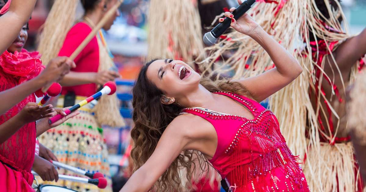Daniela Mercury fala do axé, resistência e indústria: "ser artista é perseguir um propósito"