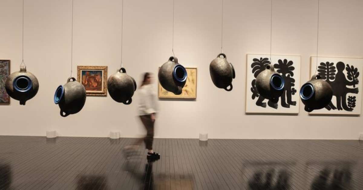 Exposição leva 148 artistas latino-americanos a cinco andares do Masp