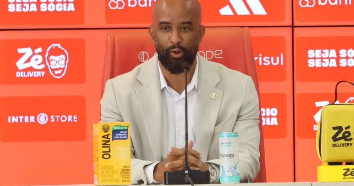 Fabinho Soldado é sincero sobre futuro de Pezzolano no Internacional
