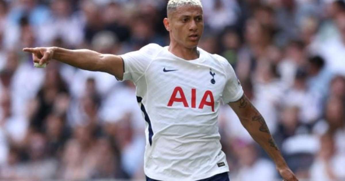 Savinho revela desejo de Richarlison: "Quer ir para o Vasco"