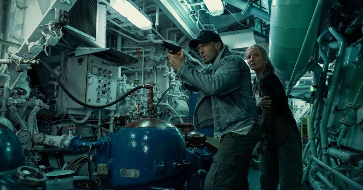 "Não dá para criar isso em um estúdio": Jason Statham filmou Código: Vingança em um navio cargueiro real no meio do Mar Mediterâneo