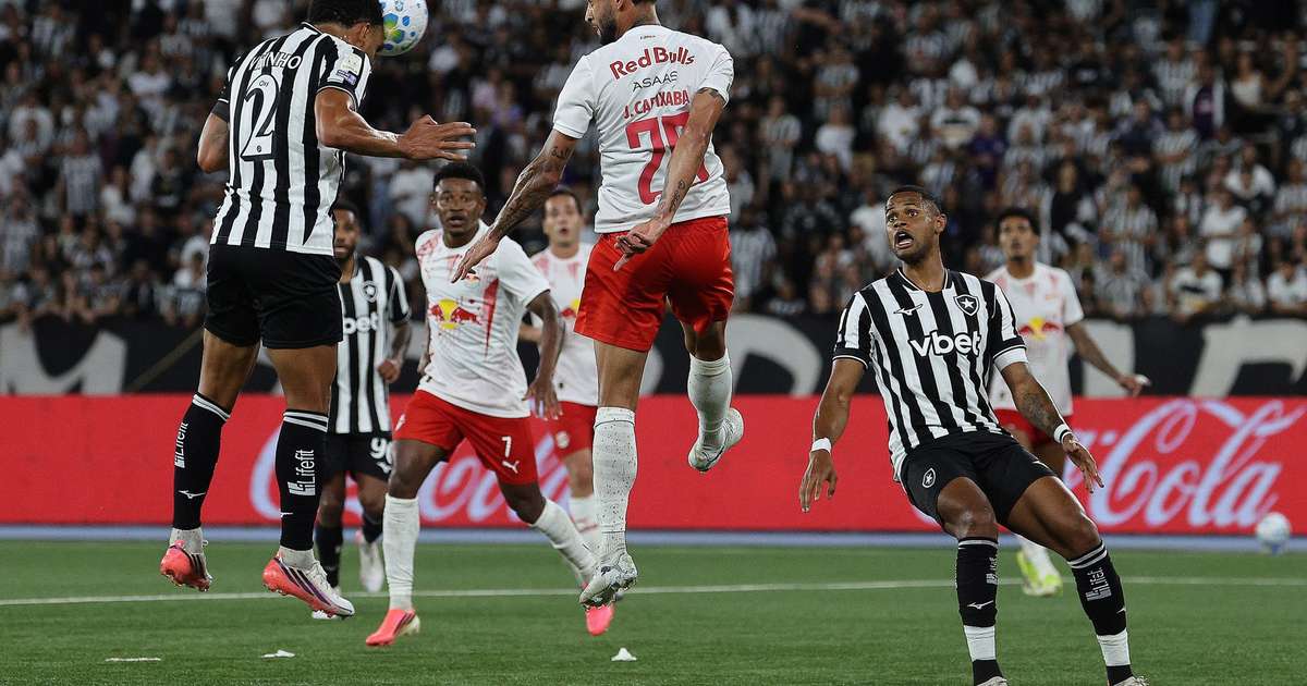 Mesmo com um a mais, Botafogo fica só no empate com o Bragantino pelo Campeonato Brasileiro