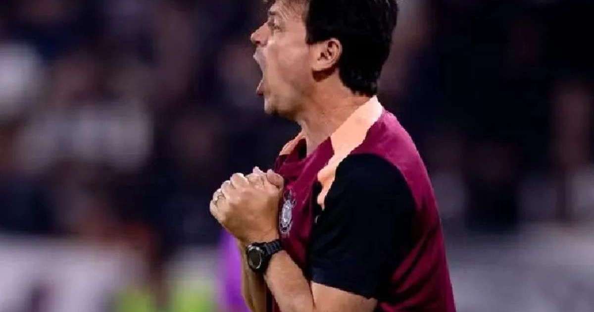 Fernando Diniz explica decisão de poupar titulares do Corinthians contra o Flamengo