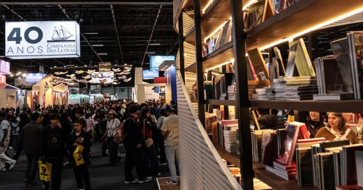 Bienal bate recorde com 760 mil visitantes; veja lista de livros mais vendidos no evento