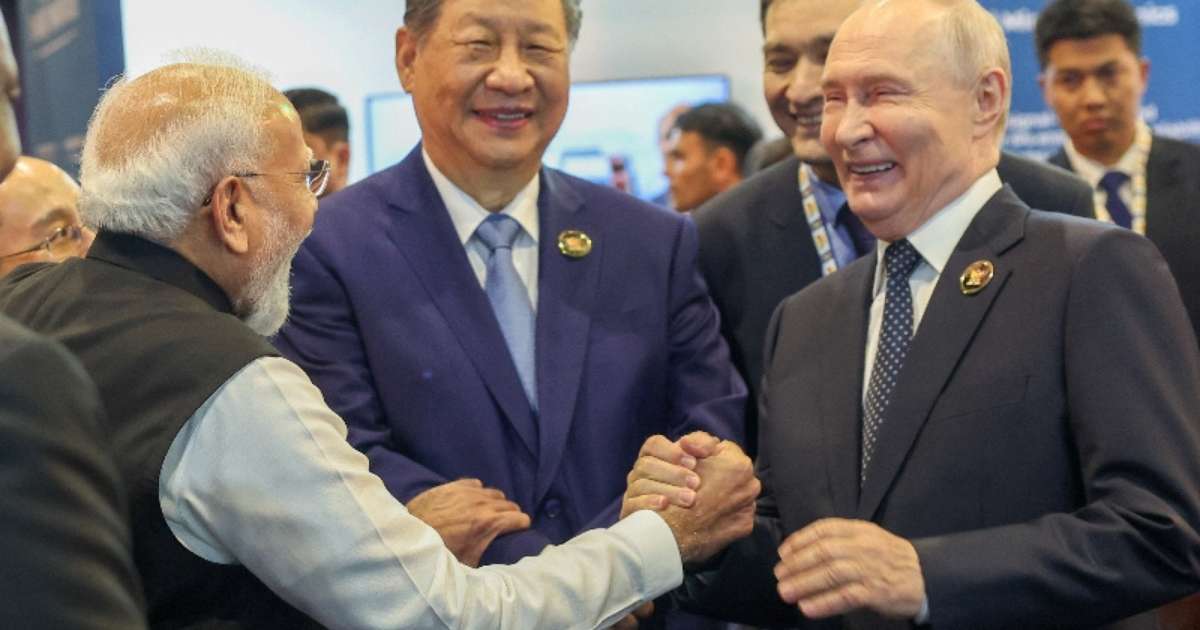 Kremlin afirma que Xi e Modi disseram a Putin que estão dispostos a ajudar a pôr fim ao conflito na Ucrânia