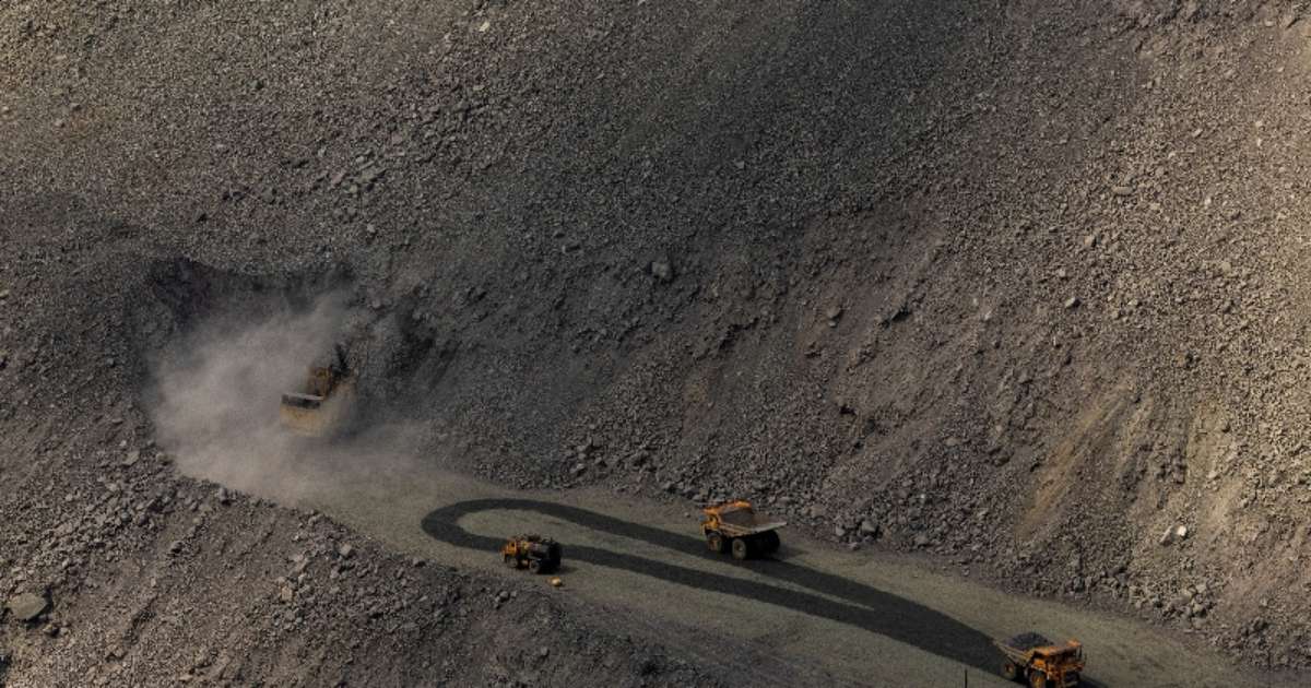 Minério de ferro cai conforme margens das siderúrgicas despencam