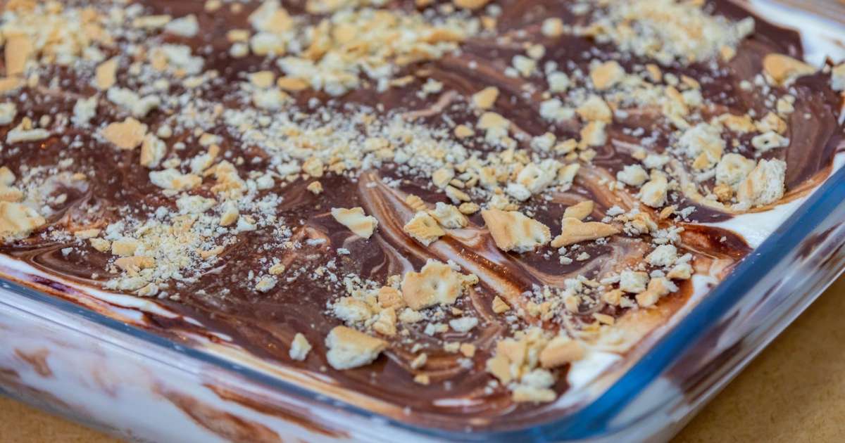 Parece sobremesa de restaurante, mas leva só 3 ingredientes e poucas calorias: nutricionista ensina receita para matar a vontade de um docinho