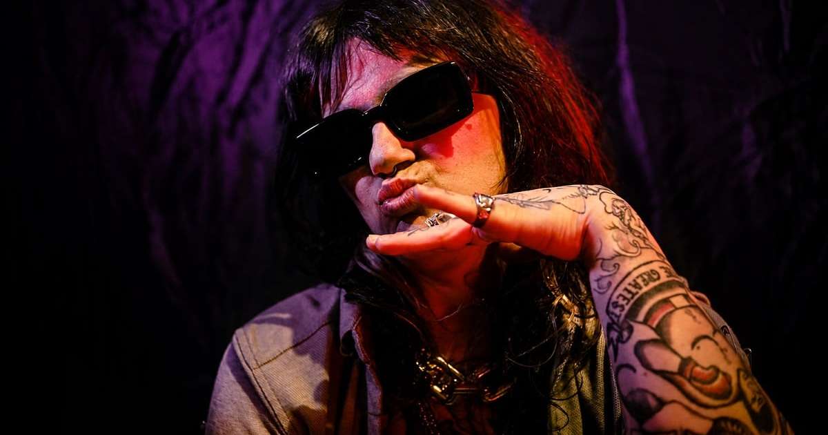 Lucia Vulcano antecipa seu novo disco com o single "animal"
